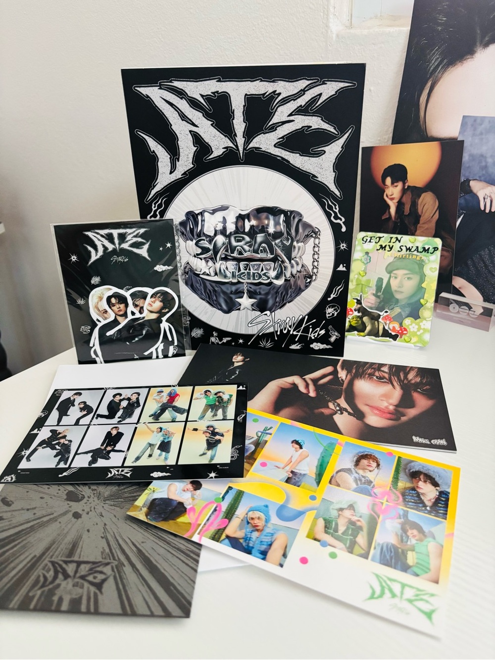 Stray Kids ATE Album Unsealed (VERY GOOD)
